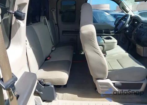 2008 Ford F-250 Lariat/Xl/Xlt z USA, uszkodzony, nr VIN 1FTNX20518EA54205